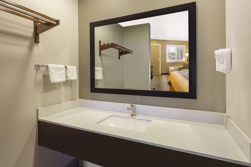 Red Roof Inn Huntsville, Al Ngoại thất bức ảnh